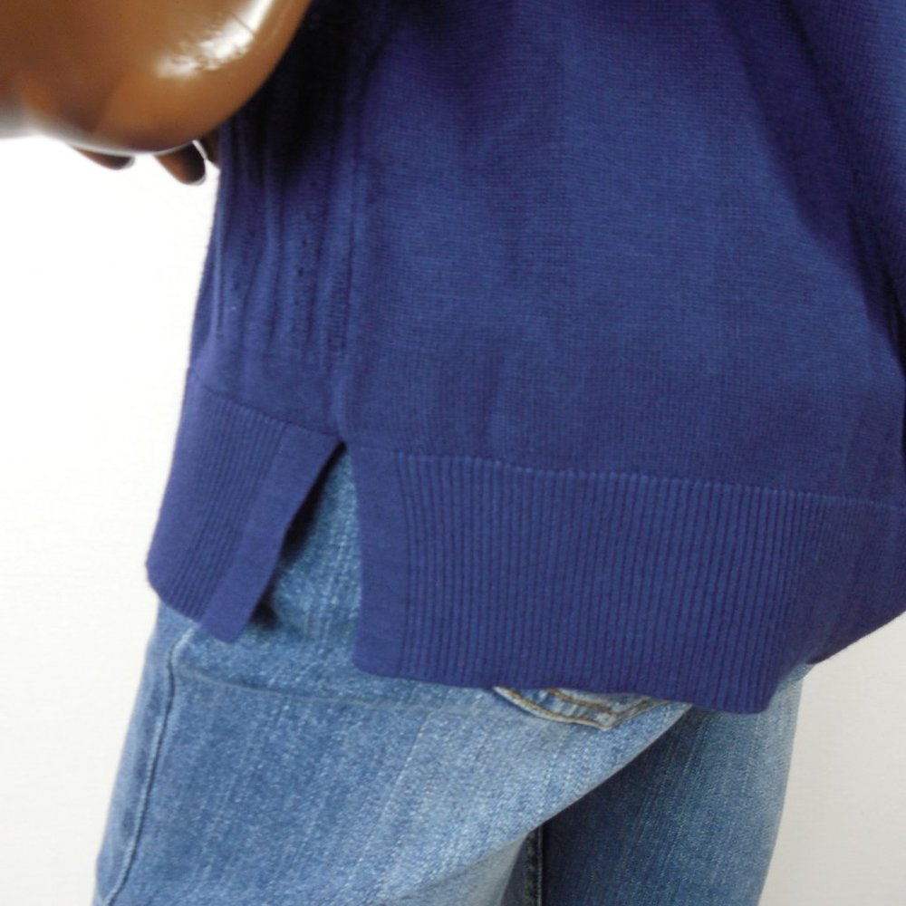 WHITE HOUSE BLACK MARKET S Blue Sweater - Picture 6 of 9